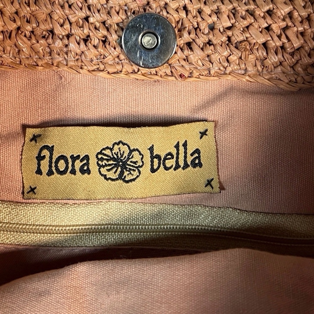 🌺Beautiful Floa Bella Handcrafted woven Tan Shoulder Bag🌺 - Picture 9 of 11